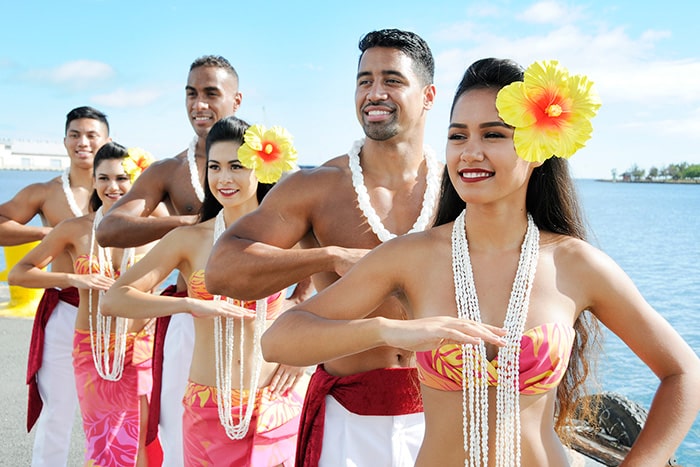 Pier side hula